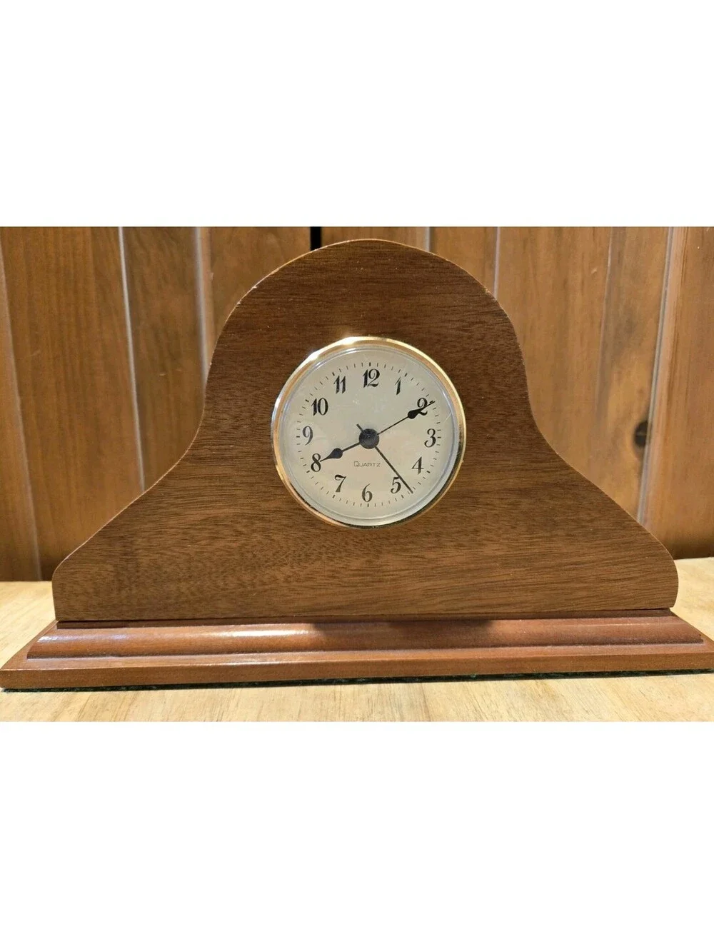 Vintage Wooden Mantle Quartz Clock Unbranded Keeps Good Time 6.5